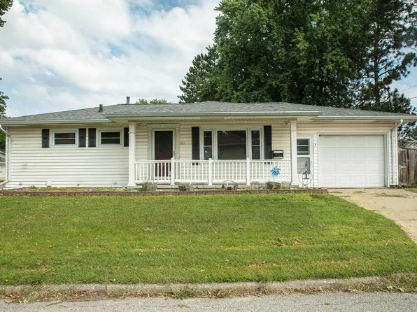 1103 Wisner Dr, Waterloo, IA 50702