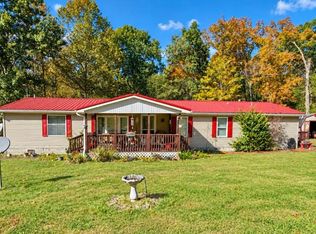 290 Lecomptes Bottom Rd, Pleasureville, KY 40057