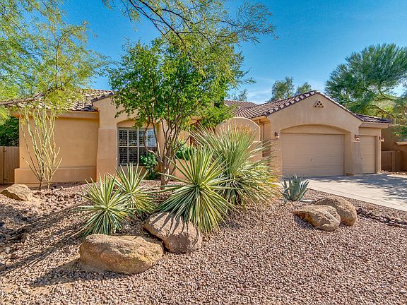 2nd image of 5525 E Calle Del Sol