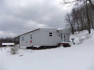 202 Cartwright Rd, Chicora, PA 16025