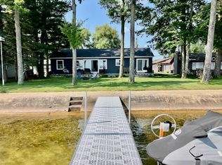 711 Long Point Dr, Houghton Lake, MI 48629