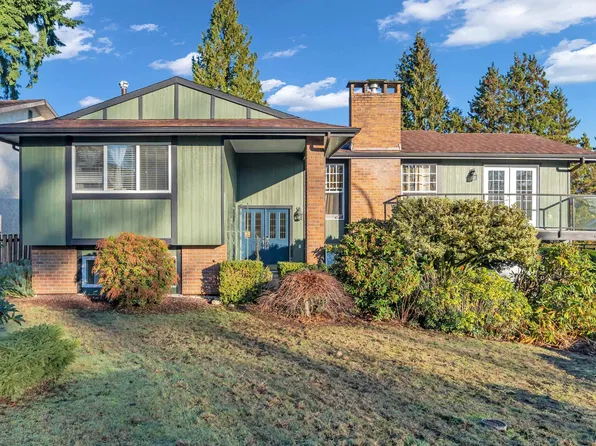 2731 Daybreak Ave, Coquitlam, BC V3C 2E8