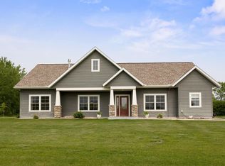 20790 196th Rd, Hutchinson, MN 55350