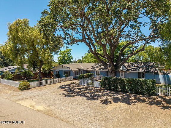 3rd image of 3617 Manzana St