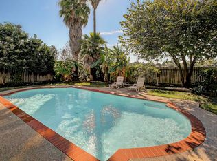16135 Aberdeen Forest Dr, Houston, TX 77095