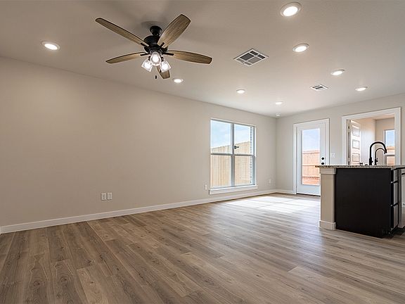 4th image of 3509 Turner Ave
