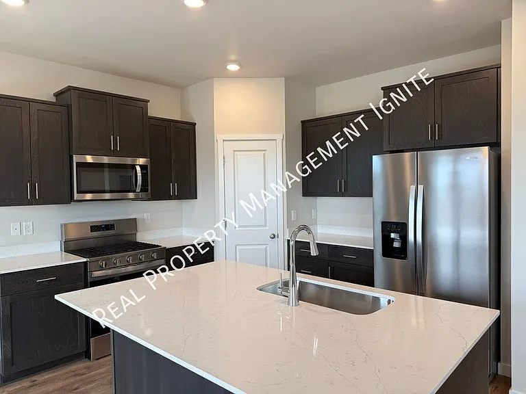 21237 SE Pelee Dr — Photo 2