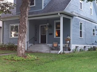 805 S 16th St, Quincy, IL 62301