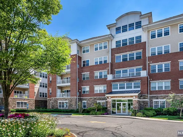 10105 Warrens Way #10105, Wanaque, NJ 07465