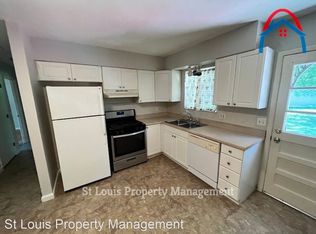 3937 Sims Ave, Saint Ann, MO 63074