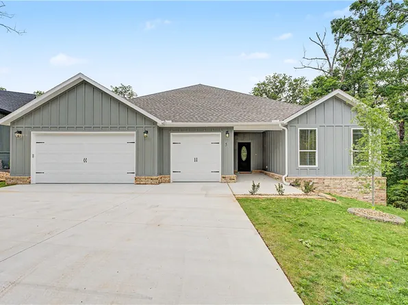 5 Bytham Cir, Bella Vista, AR 72714
