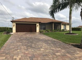 2319 NW 8th Pl, Cape Coral, FL 33993