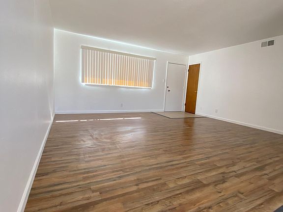 5th image of 2017 Murchison Dr #6
