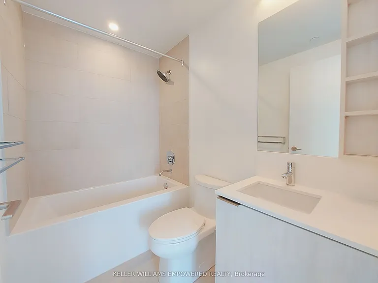 7890 Jane St #5109 — Photo 9