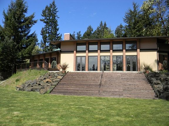 2nd image of 8027 Lakeridge Dr SE