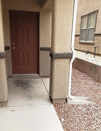 3rd image of 167 Desert Pond Ave