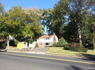 81 E Grand Ave, Montvale, NJ 07645