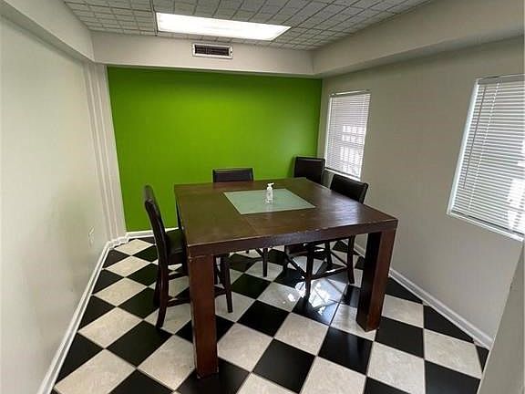 4th image of 3701 Canal St APT P