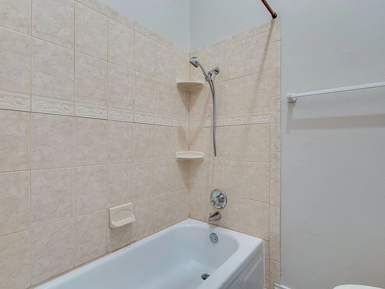 1908 San Antonio St #306 — Photo 20