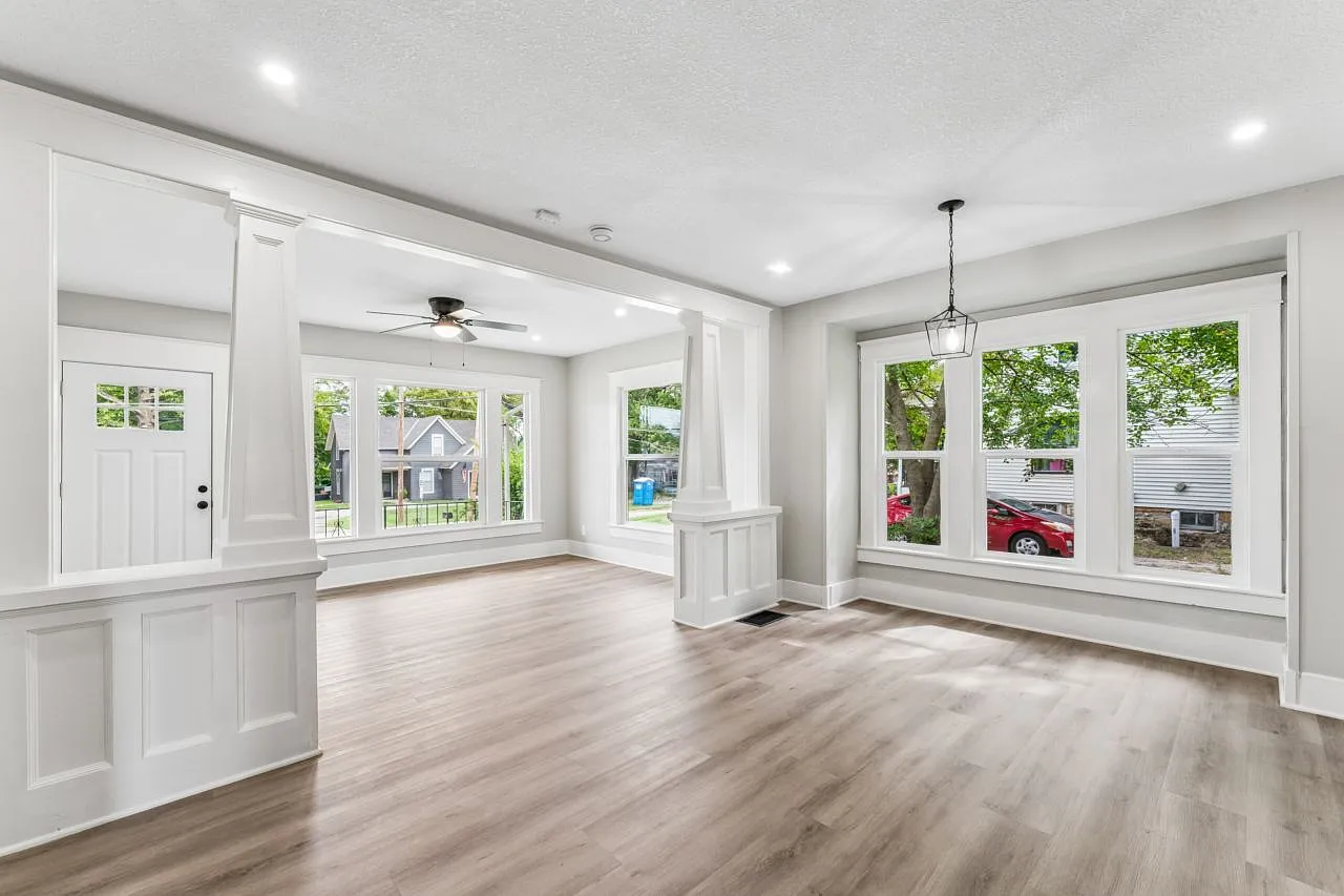 3 bed, 1452 sqft, $2,300 — Photo 4