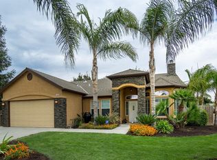 1836 Tamarack Ave, Sanger, CA 93657