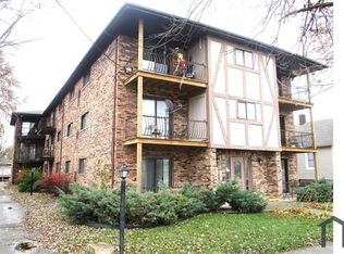 18405 Wentworth Ave APT 2A, Lansing, IL