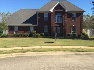 6101 Lauren Cir, Tupelo, MS 38801