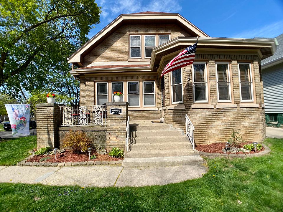 1st image of 2779 S Humboldt Park Ct