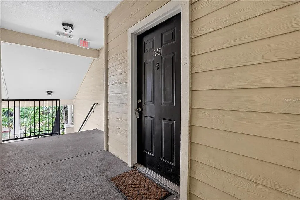 2 bed, 2.0 bath, 1014 sqft, $1,650 — Photo 4