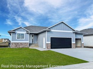 122 Patricia St, Harrisburg, SD 57032