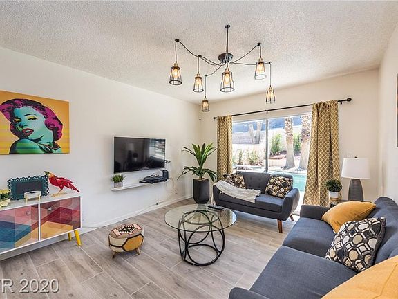 5th image of 3019 Topaz St