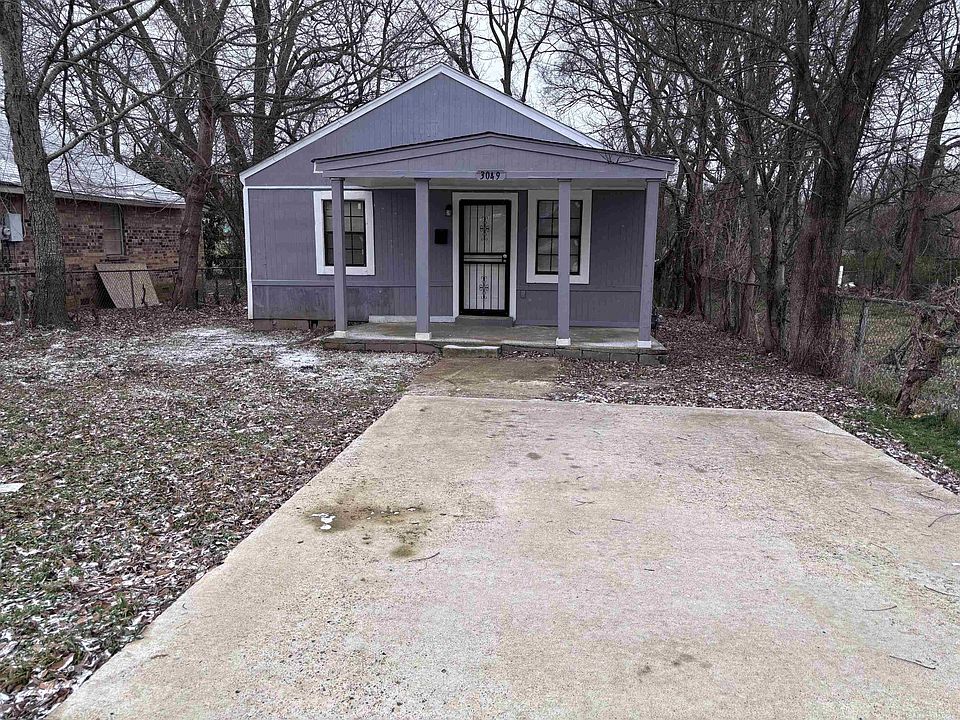 2nd image of 3049 Calvert Ave