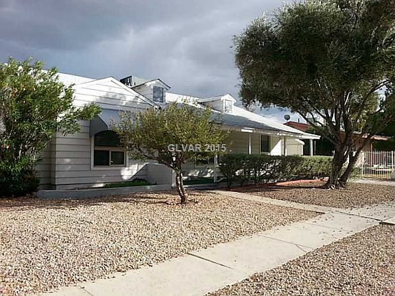 3rd image of 1139 Chapman Dr