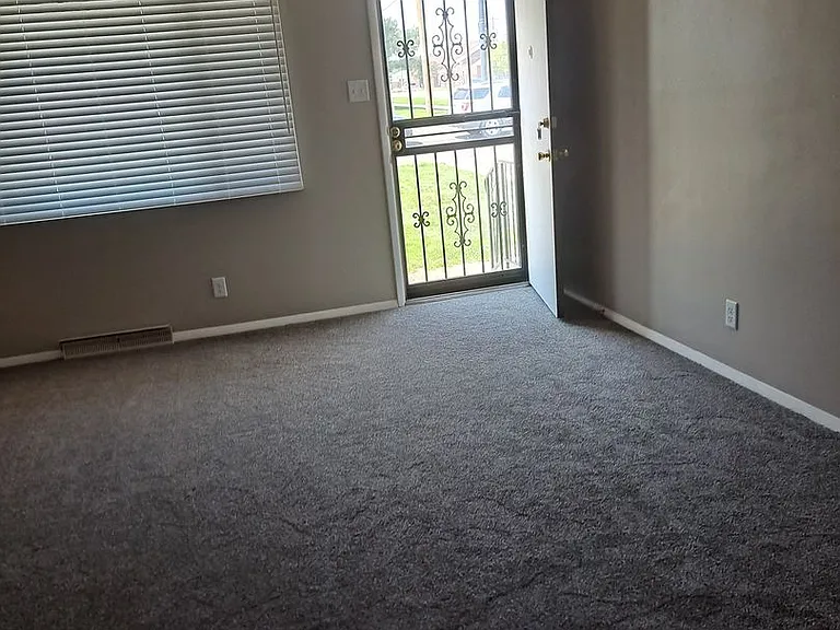 1626-1628 Hollywood Dr — Photo 19