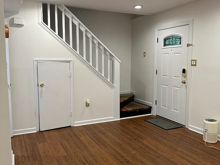 7650 Woodbine Dr — Photo 6