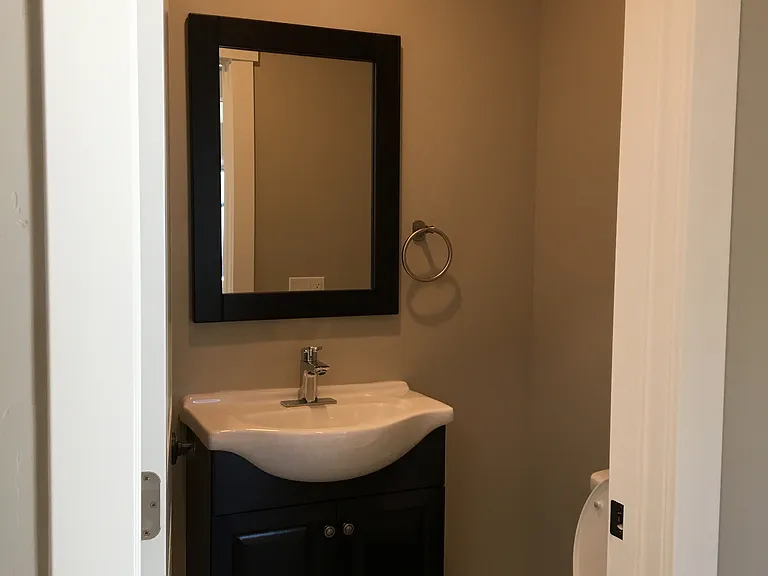 831 Page St — Photo 11