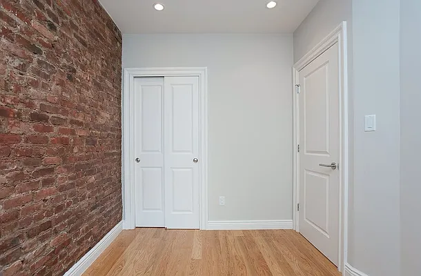 Rented by OGI Management | media 19