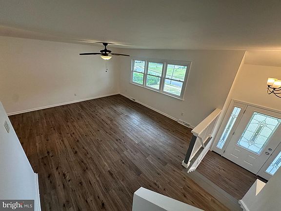 2nd image of 6 Travertine Way