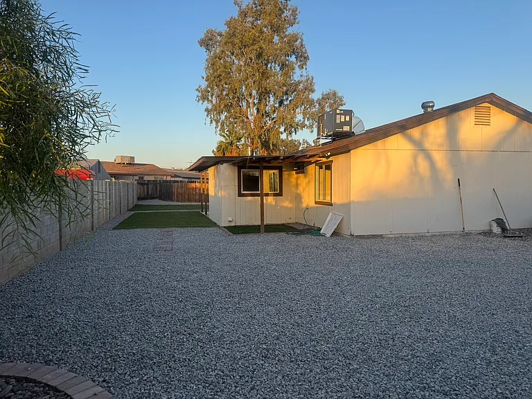 4553 N 82nd Ln — Photo 33