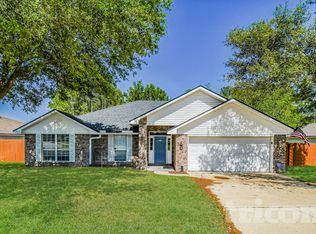 2727 Fox Creek Dr E, Jacksonville, FL 32221