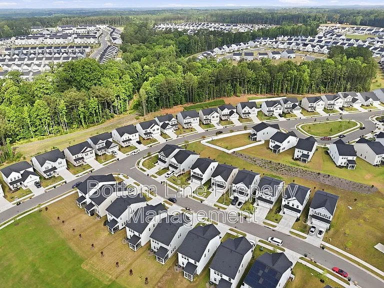 2029 Titanium Rock Rd — Photo 20