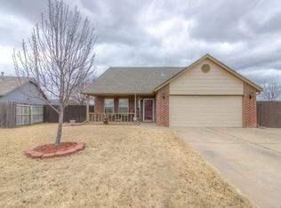 11019 E 117th St N, Collinsville, OK 74021