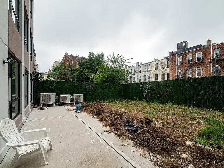 254 E 28th St #3C — Photo 11