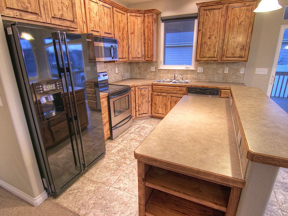2nd image of 721 62nd Ave