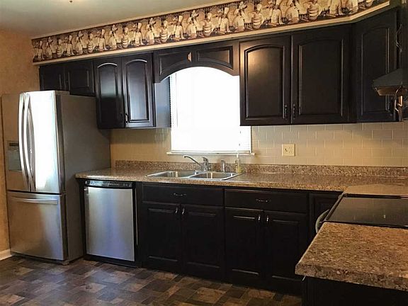 5th image of 1304 Widergren Dr