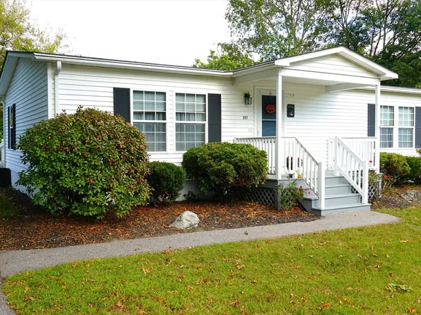 50 Highland St Unit 257, Taunton, MA 02780