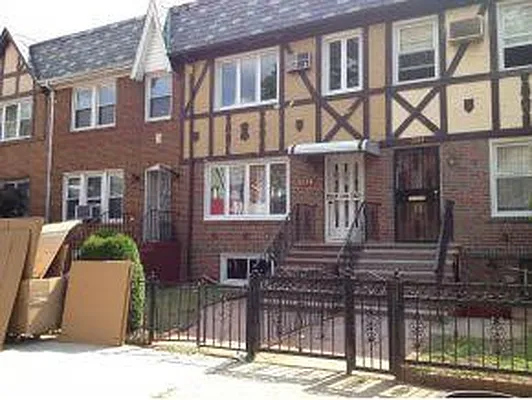 Sold by Fillmore | media 11