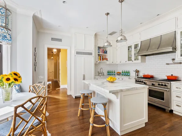 129 E 17th St #1, New York, NY 10003