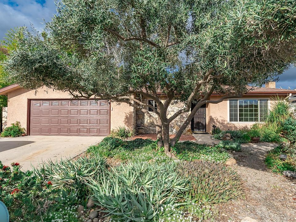 1st image of 2432 Hicks Dr