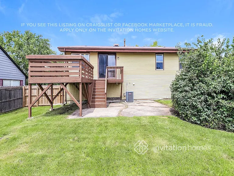 1307 Foxcroft Dr — Photo 17